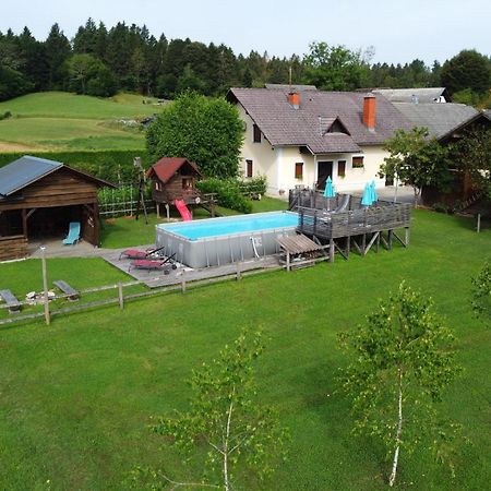 Apartma Marija Metlika Exterior photo